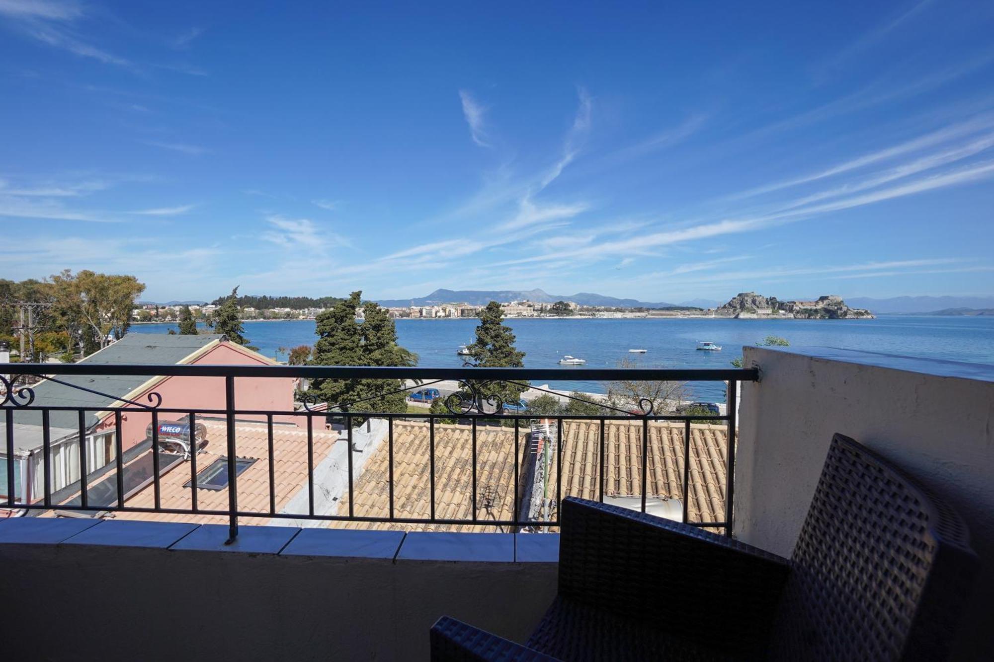 Anemomilos Sea View Penthouse Corfu  Eksteriør billede