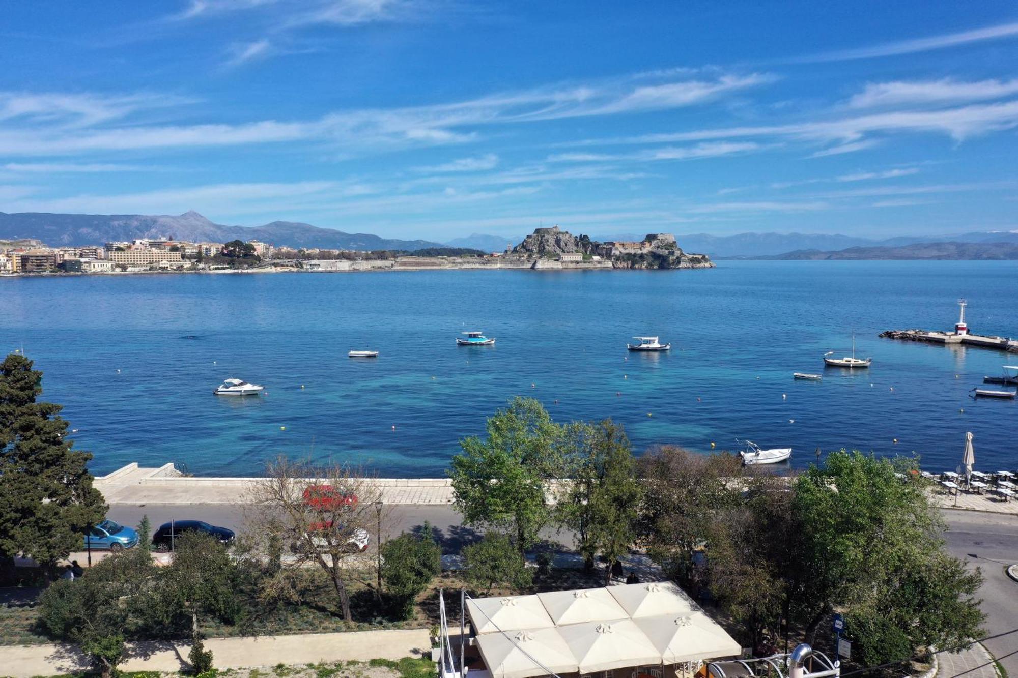 Anemomilos Sea View Penthouse Corfu  Eksteriør billede